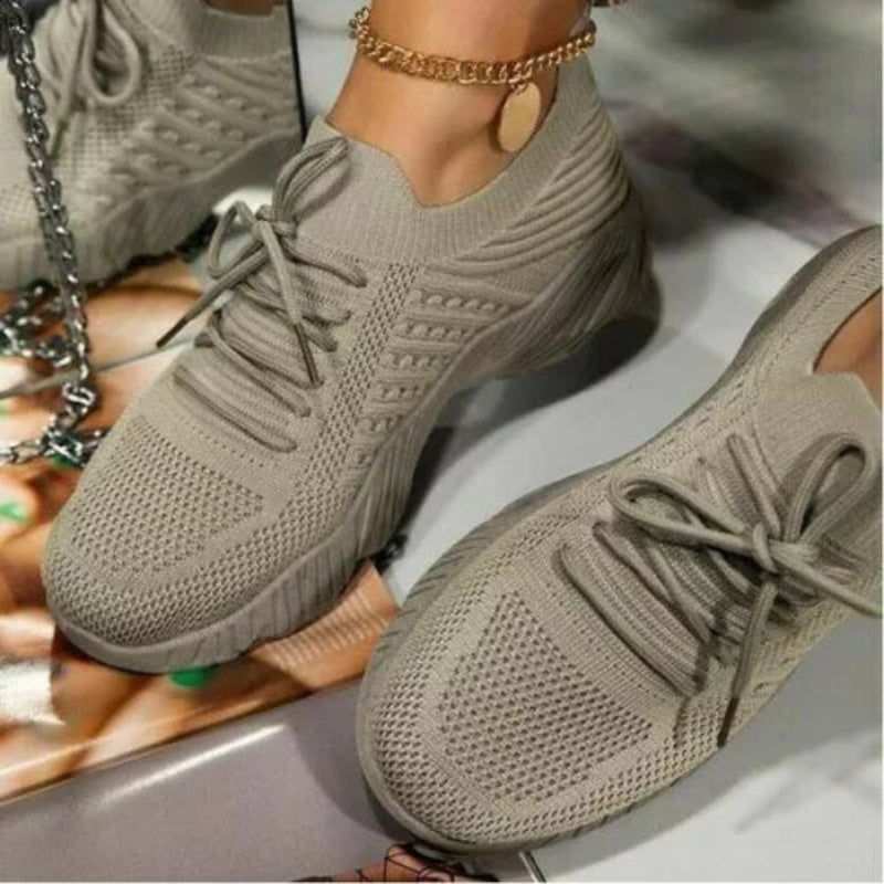 Dames schoenen als sneakers met orthopedische ondersteuning