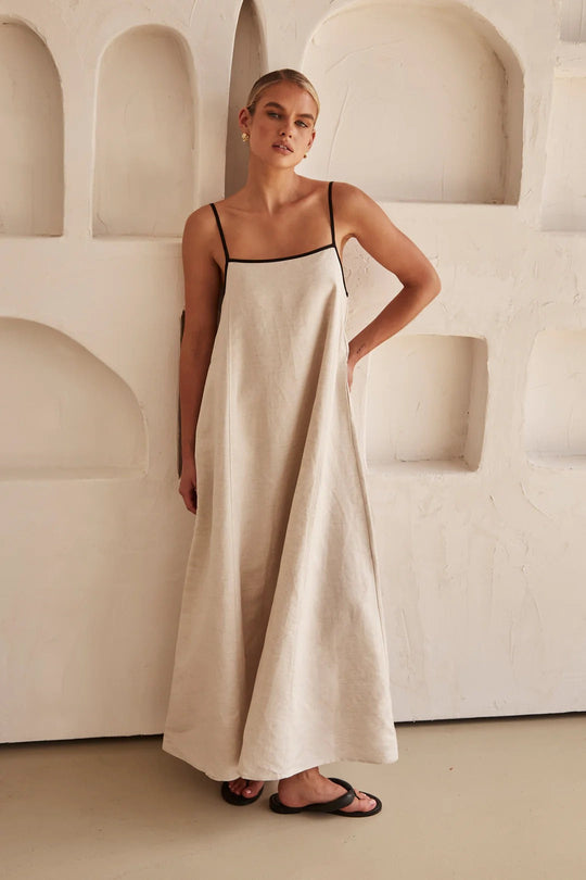 Dames Zwarte Lange Jurk Minimalistische Elegantie met Spaghettibandjes - Emma-3