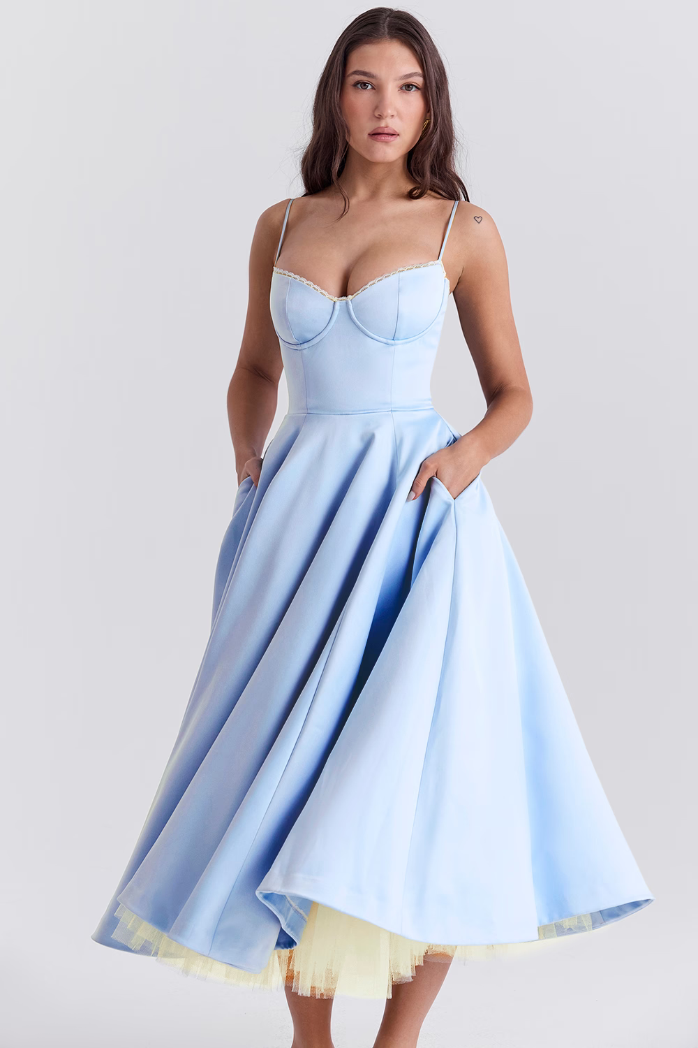 Dames Midi Jurk Elegante Mademoiselle Stijl met Tule en Verstelbare Bandjes - Sylvana-2