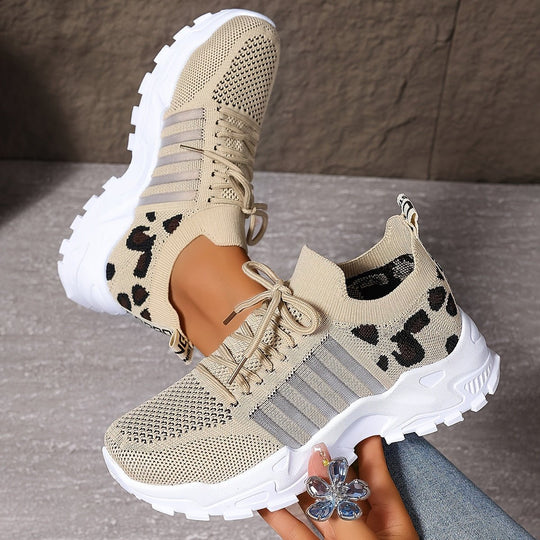 Dames schoenen met orthopedische zool voor langere wandelingen