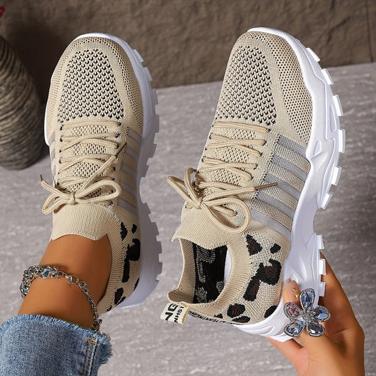 Dames schoenen met orthopedische zool voor langere wandelingen