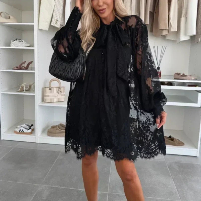 Dames Mini Kanten Jurk met Lange Mouw - Sophie