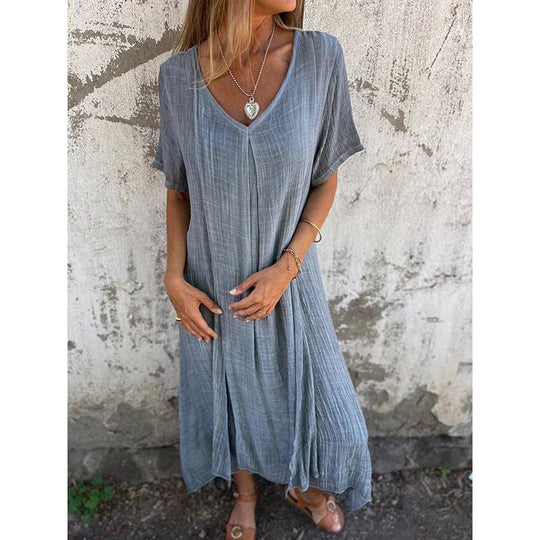 Luchtige modieuze lichtgewicht jurk voor dames