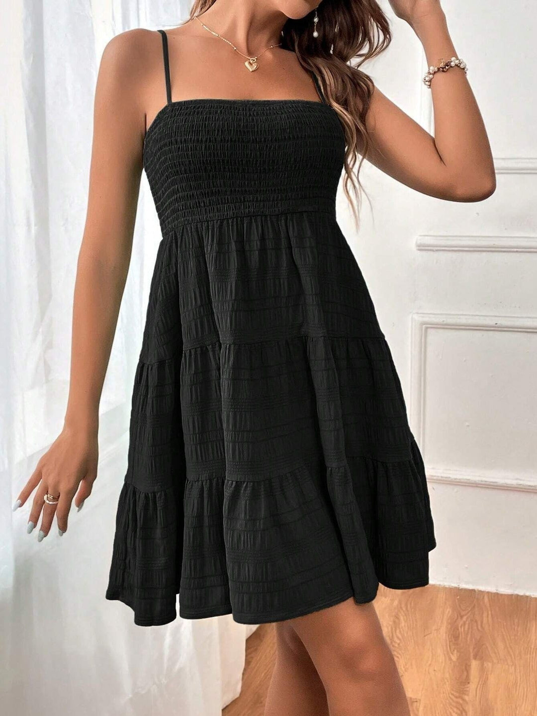 Variant image for Dames Geplooide Zomerjurk met Spaghettibandjes - Mae-1