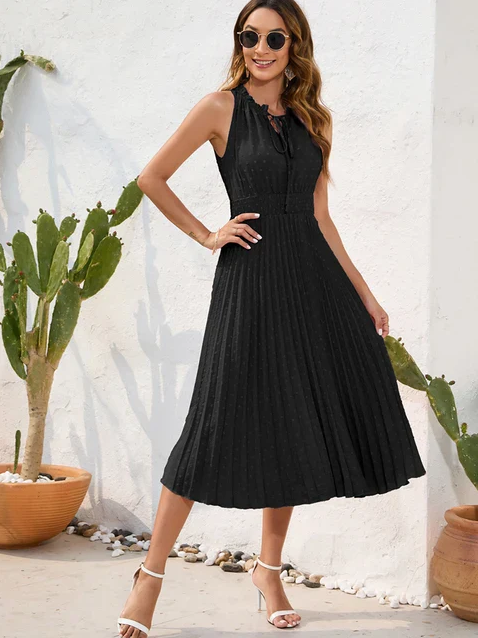 Dames Gala Jurk Zwart met Plissé Halterdesign - Elegant-1