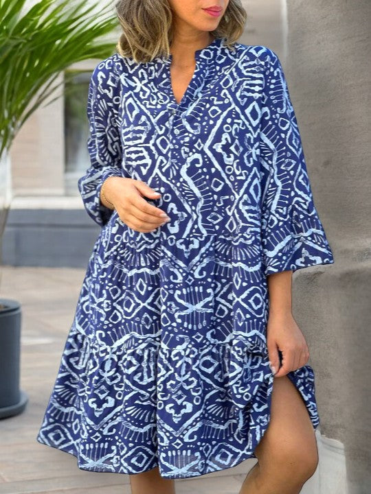 Vrouwen Ademende en flatterende V hals met 3/4 mouwen Mini Zomerjurk- Mira