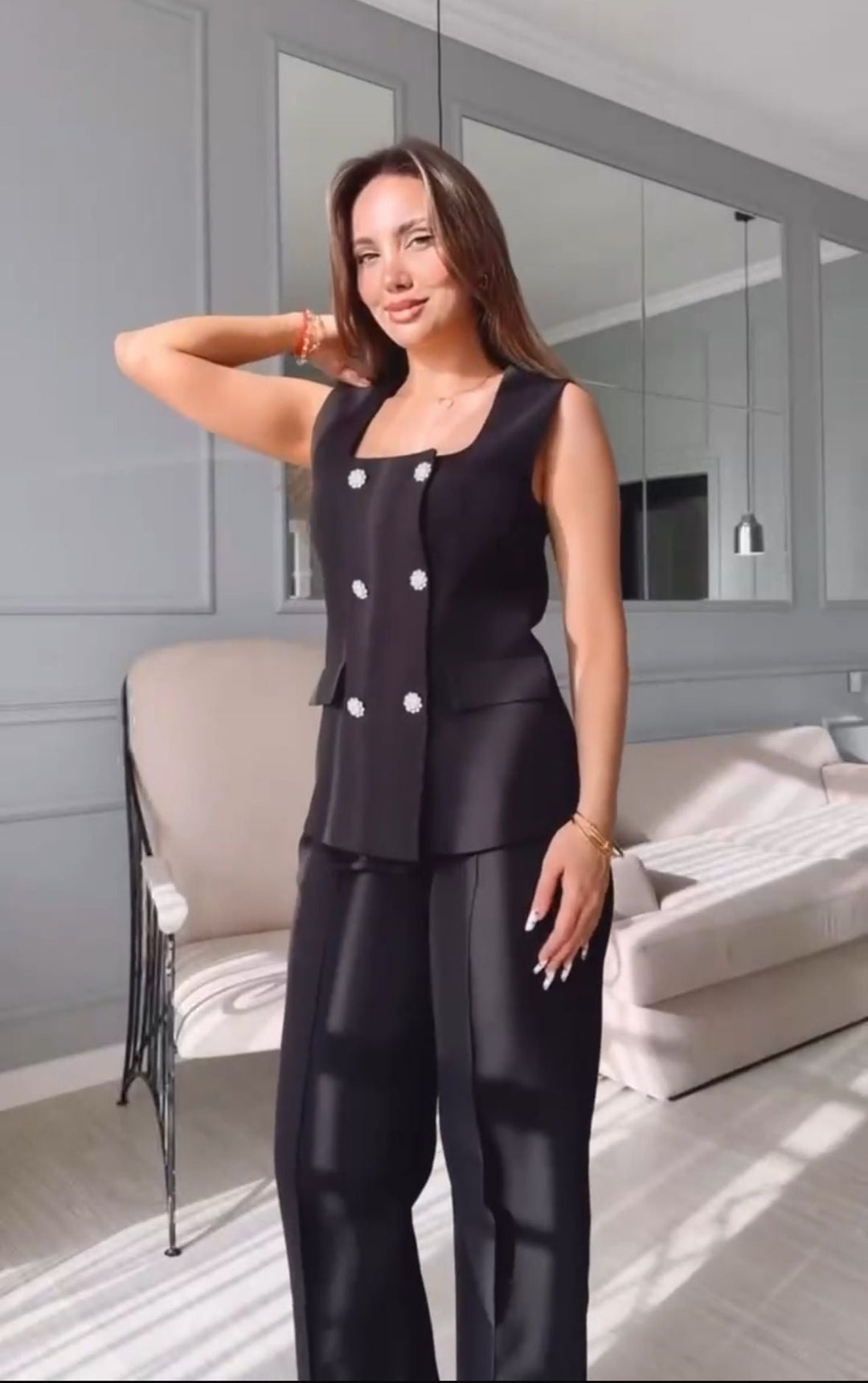 Variant image for Dames Co-ord Set Elegante Mouwloze Top en Vloeiende Broek - Amara-7