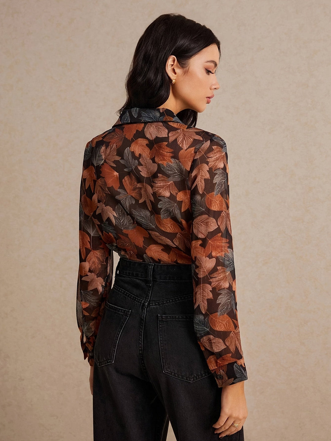 Elegante overhemdblouse met bladprint en knoopsluiting