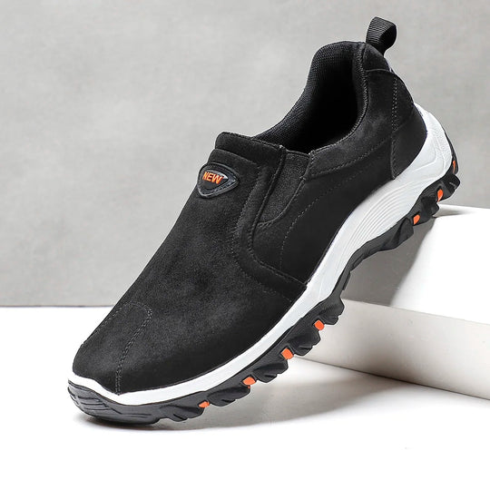 https://cdn.shopify.com/s/files/1/0709/7103/1820/files/uSCbHeren-Schoenen-Comfortabele-Vrijetijdsschoenen-Voor-Mannen-Wandelen-Sneakers-Slip-On-Loafers-Heren-Lichtgewicht-Mocassin-Mannelijk-Schoeisel.jpg?v=1712584465